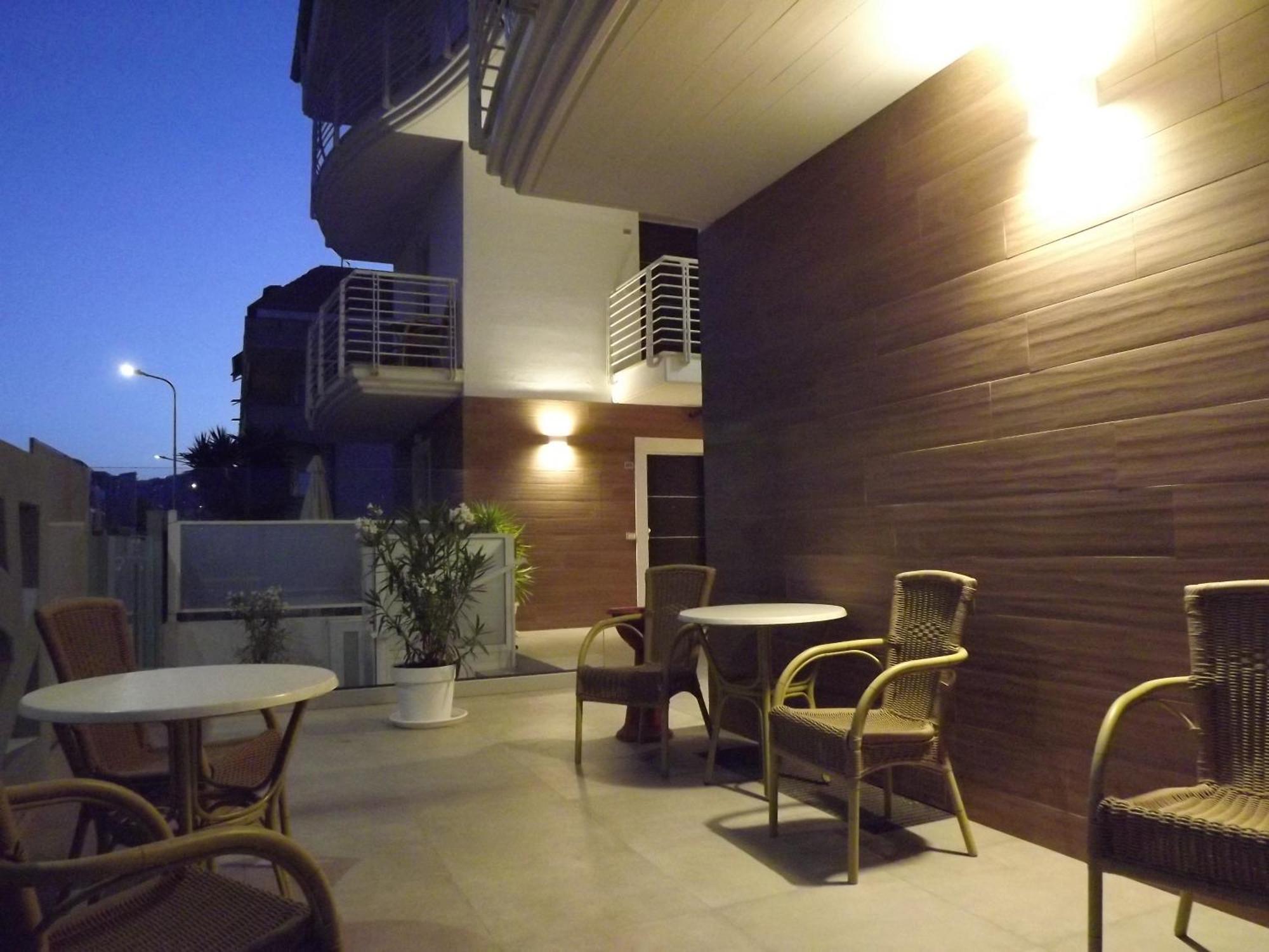 Residence Twigha Martinsicuro Exterior foto